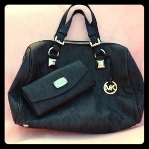 Michael Kors purse & wallet